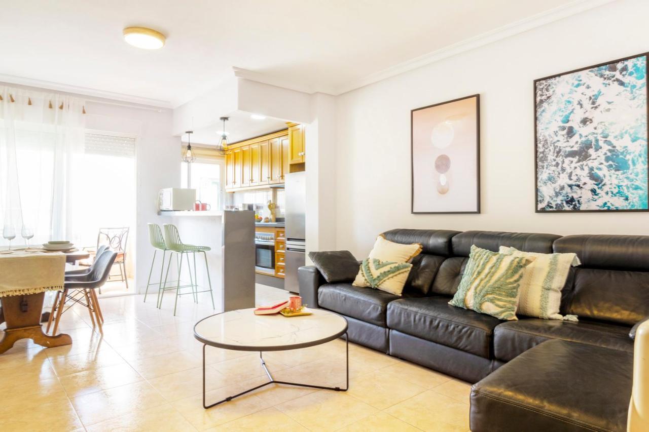 Apartamento Pink Maritimo Torrevieja Zewnętrze zdjęcie