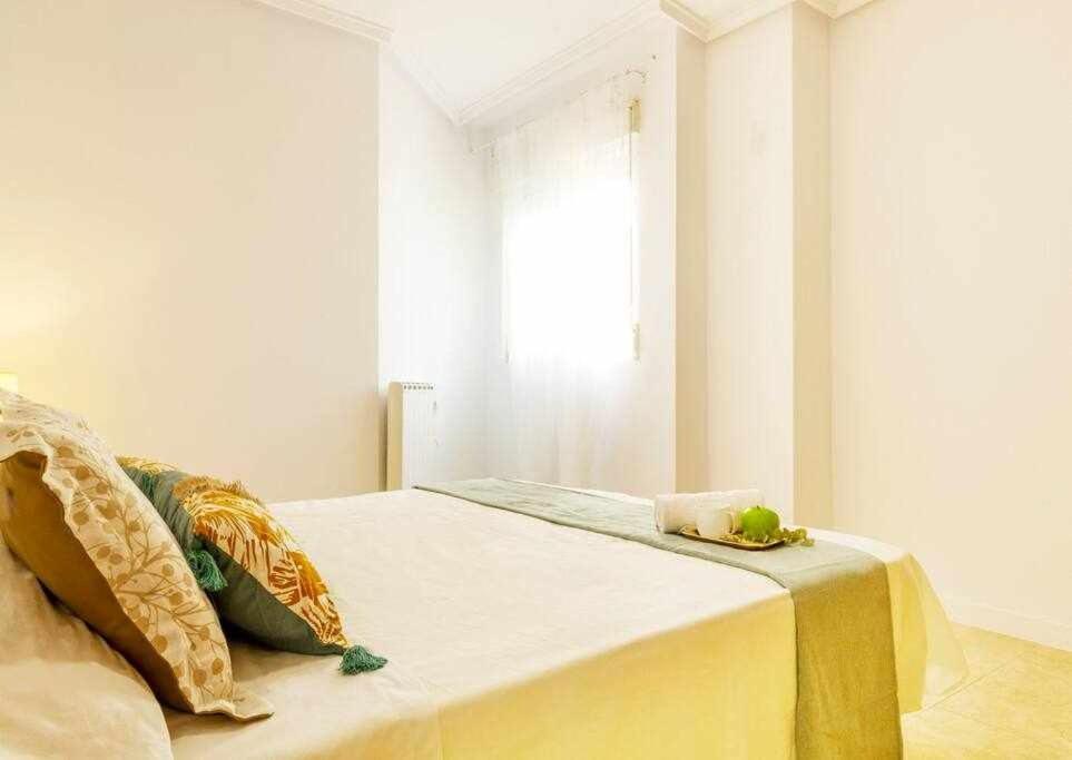 Apartamento Pink Maritimo Torrevieja Zewnętrze zdjęcie