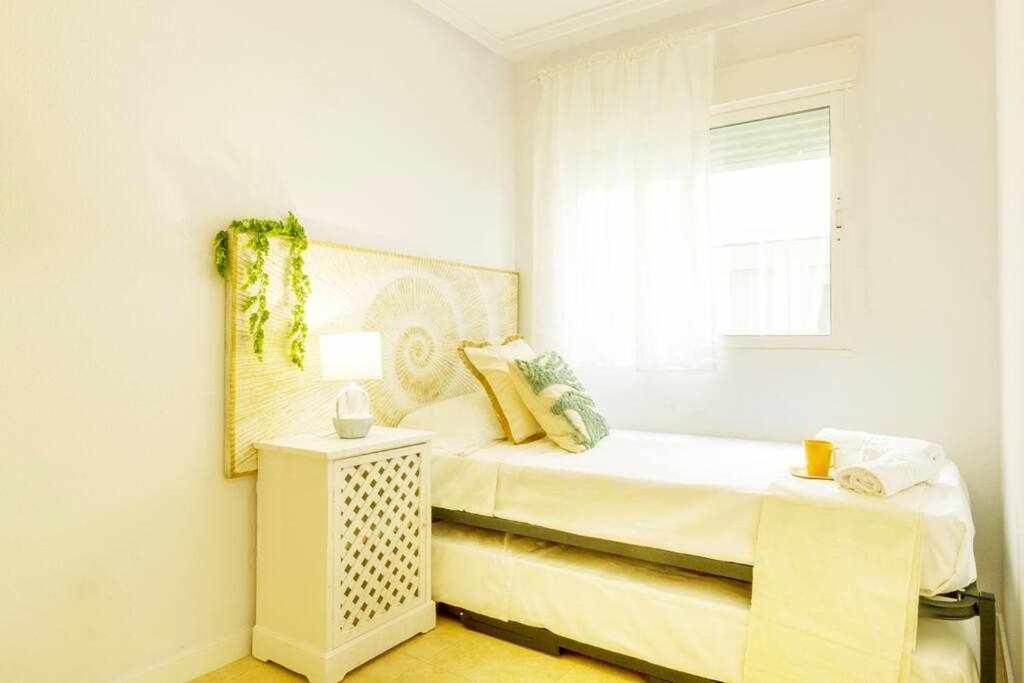 Apartamento Pink Maritimo Torrevieja Zewnętrze zdjęcie
